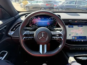 MERCEDES-BENZ E 200 AMG AMG DISTR Kamera Winter-P To…