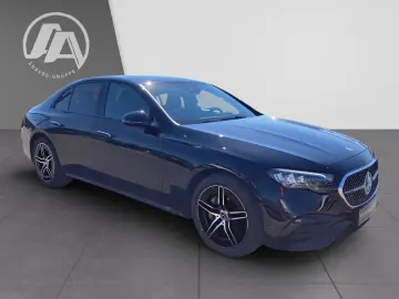 MERCEDES-BENZ E 200 AMG Adv. Navi LED Night DISTR. K…