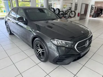 MERCEDES-BENZ E 200 AMG Line Adv Night 19 Zoll Distr…