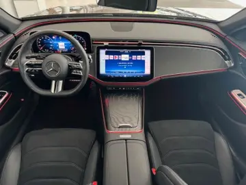 MERCEDES-BENZ E 200 AMG Line Adv Night 19 Zoll Distr…