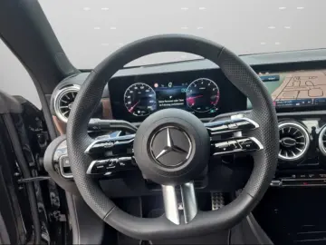 Mercedes-Benz CLA 200 Cp AMG Advanced  Pano AdvSou 360