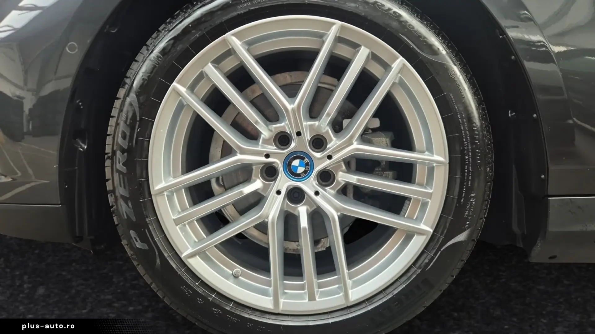 BMW 530e Panorama Head-Up Komfortsitze