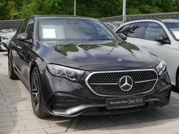 MERCEDES-BENZ E 220 d Limo AMG DISTRONIC PANO NIGHT-&hellip;