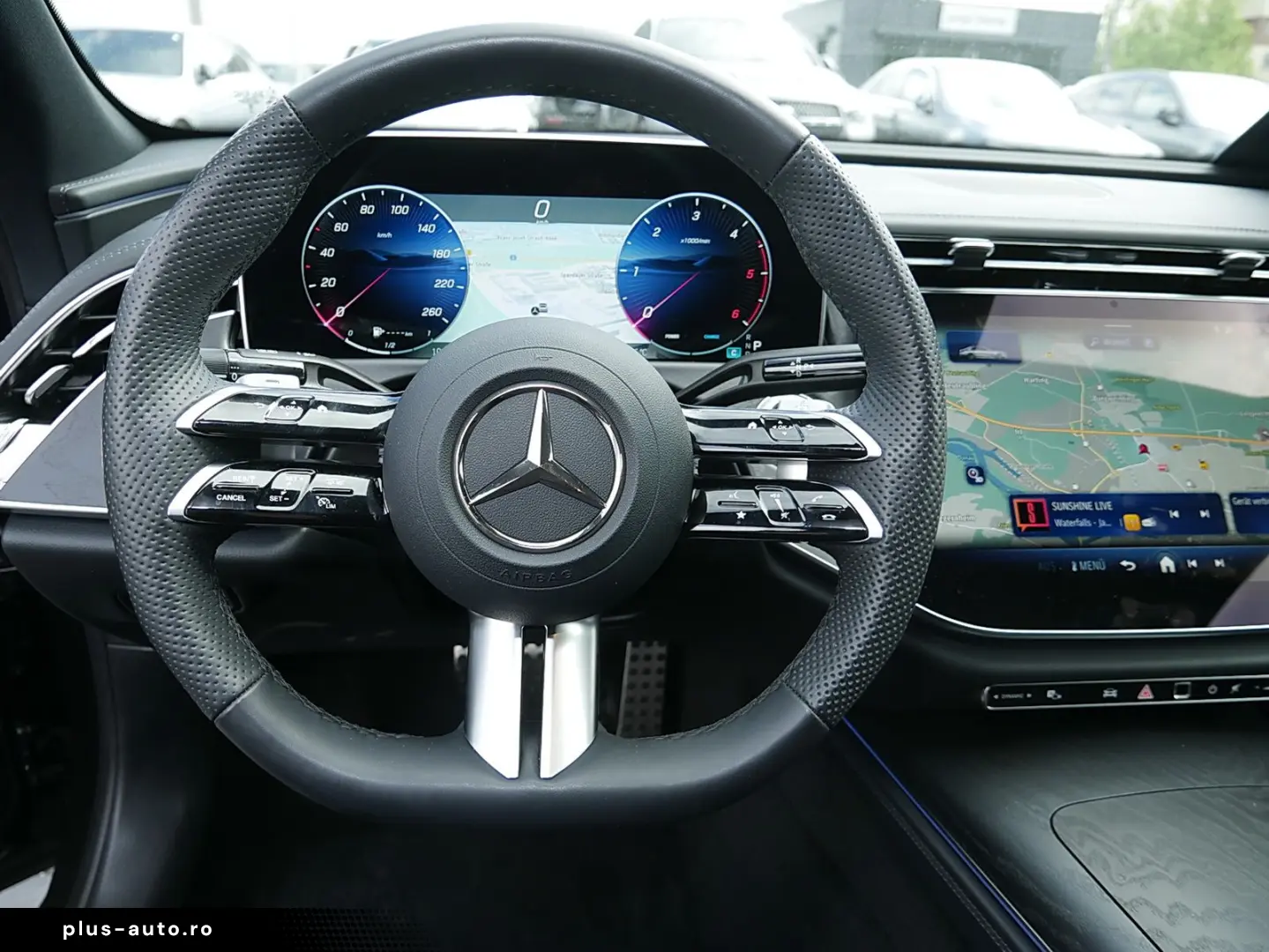 MERCEDES-BENZ E 220 d Limo AMG DISTRONIC PANO NIGHT-&hellip;