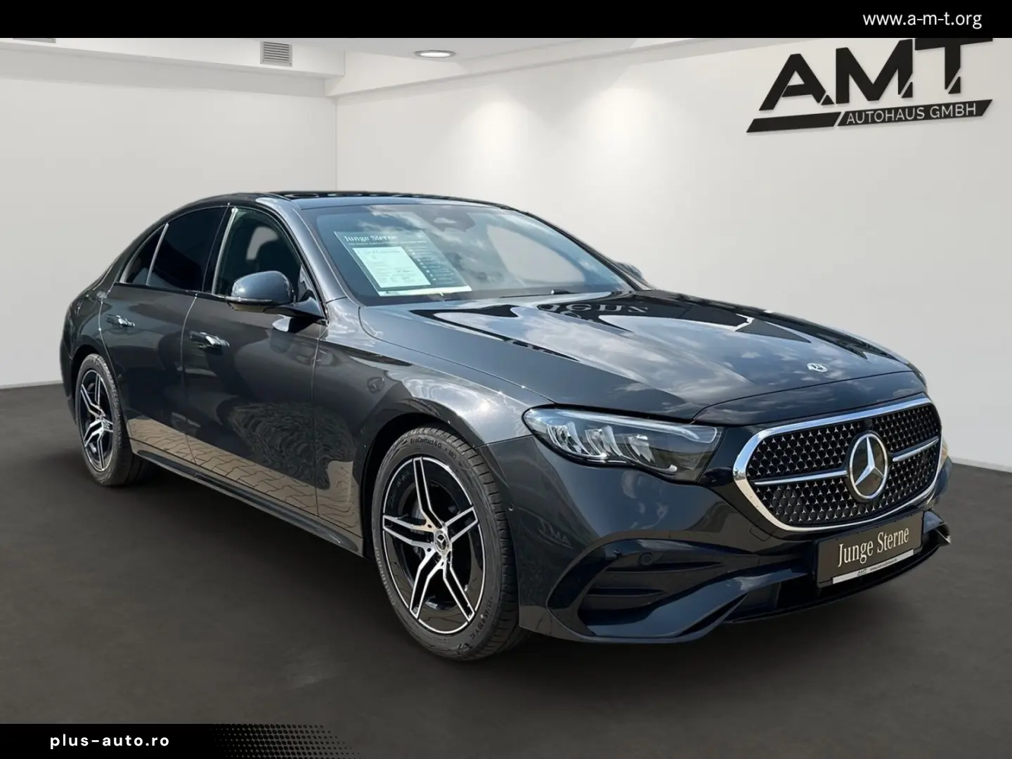 MERCEDES-BENZ E 220 d Limousine AMG Line Panorama Ni&hellip;