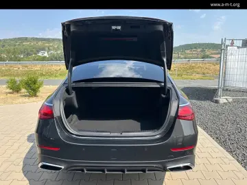 MERCEDES-BENZ E 220 d Limousine AMG Line Panorama Ni…