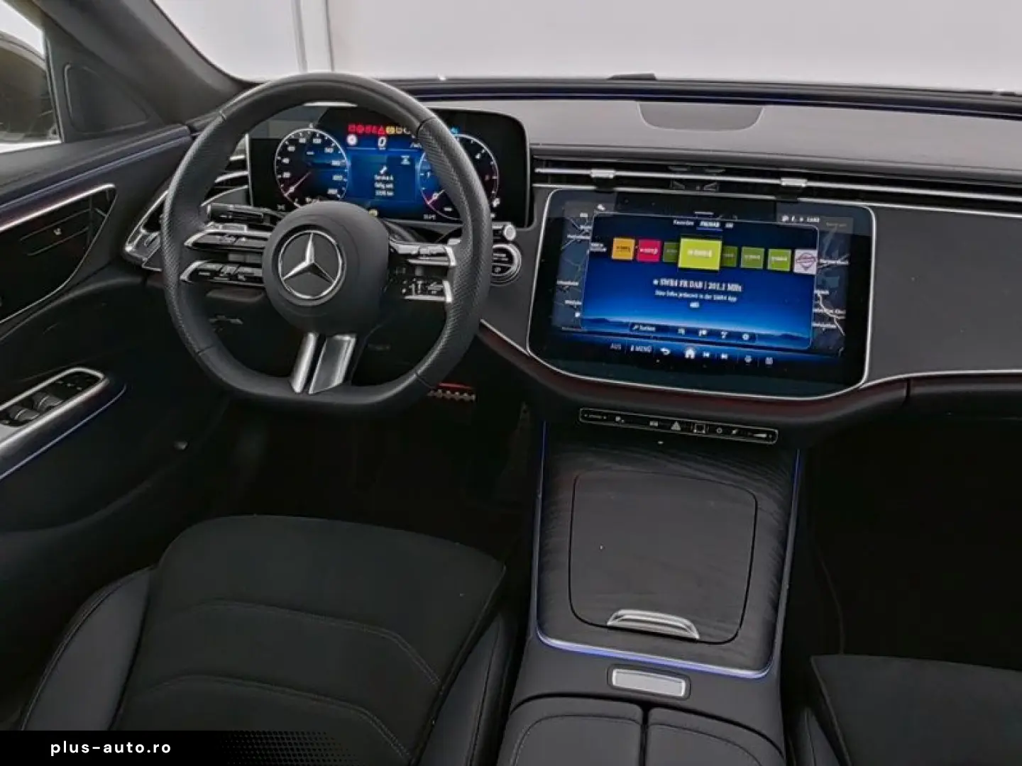 MERCEDES-BENZ E 220 d AMG-Sport LED Cam Night Pano T&hellip;