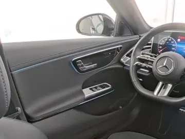 MERCEDES-BENZ E 220 d AMG PANO DISTRO LED NAVI KAMERA