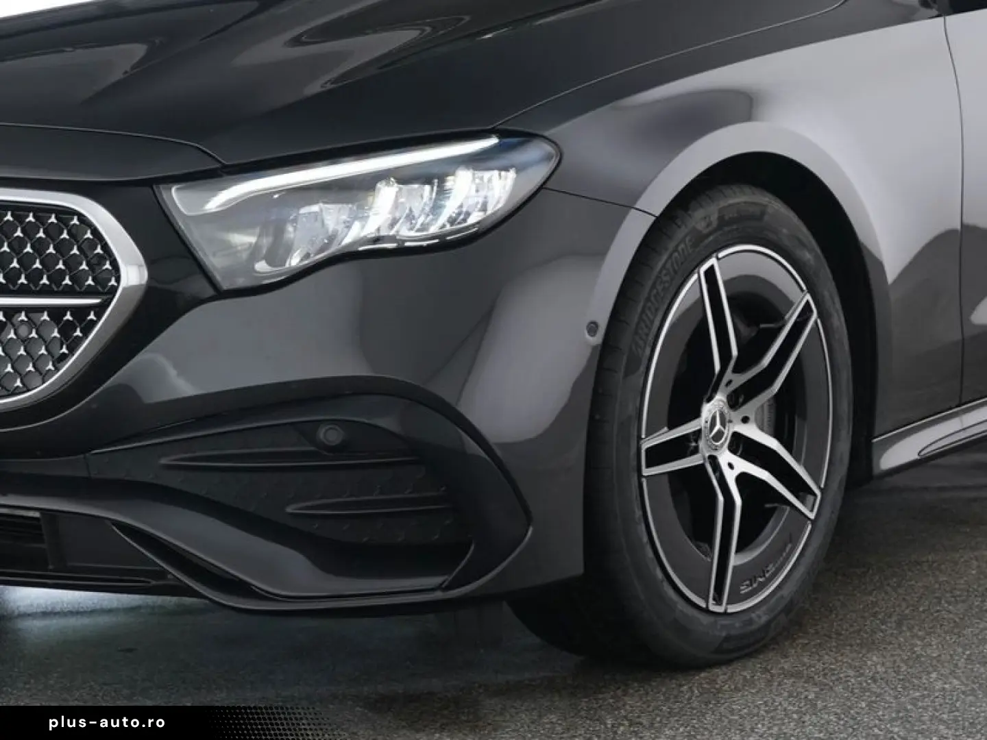 MERCEDES-BENZ E 220 d AMG PANO DISTRO LED NAVI KAMERA