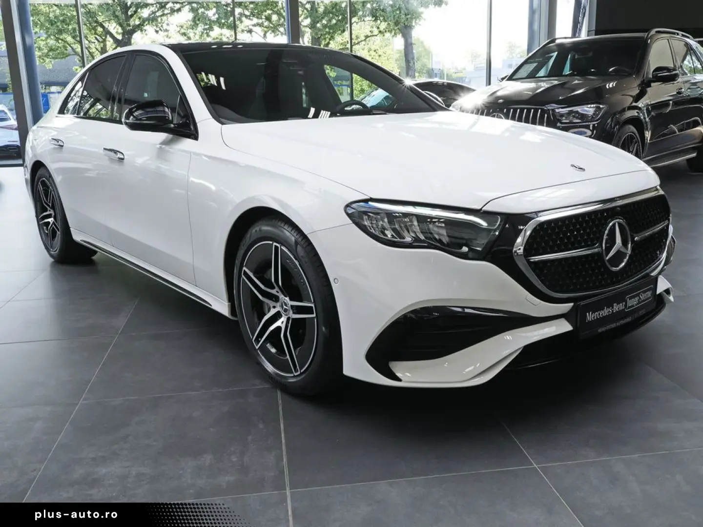 MERCEDES-BENZ E 220 d AMG ADVANCED NIGHT PANORAMOKAM&hellip;