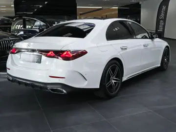 MERCEDES-BENZ E 220 d AMG ADVANCED NIGHT PANORAMOKAM…