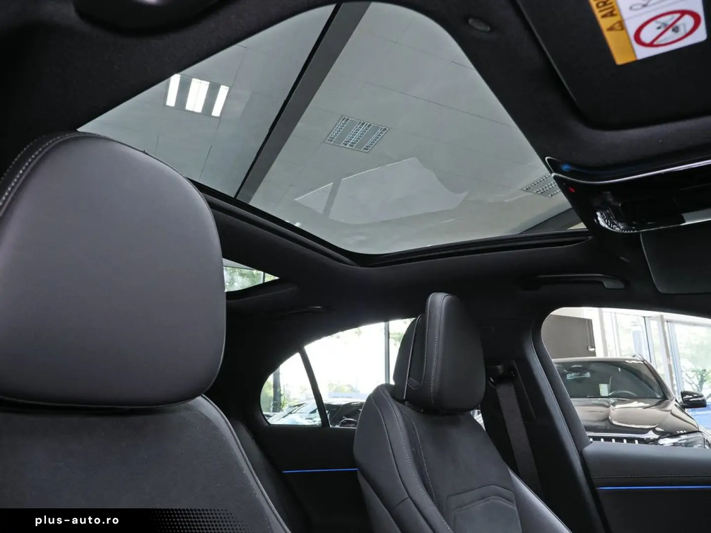 MERCEDES-BENZ E 220 d AMG ADVANCED NIGHT PANORAMOKAM&hellip;