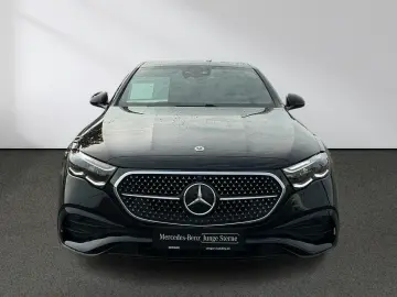 MERCEDES-BENZ E 220 d AMG Line Night Panorama Burmester AHK