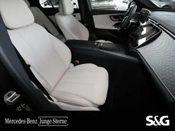 MERCEDES-BENZ E 220 d AMG LEDER BEIGE DISTRO DIG LIG…