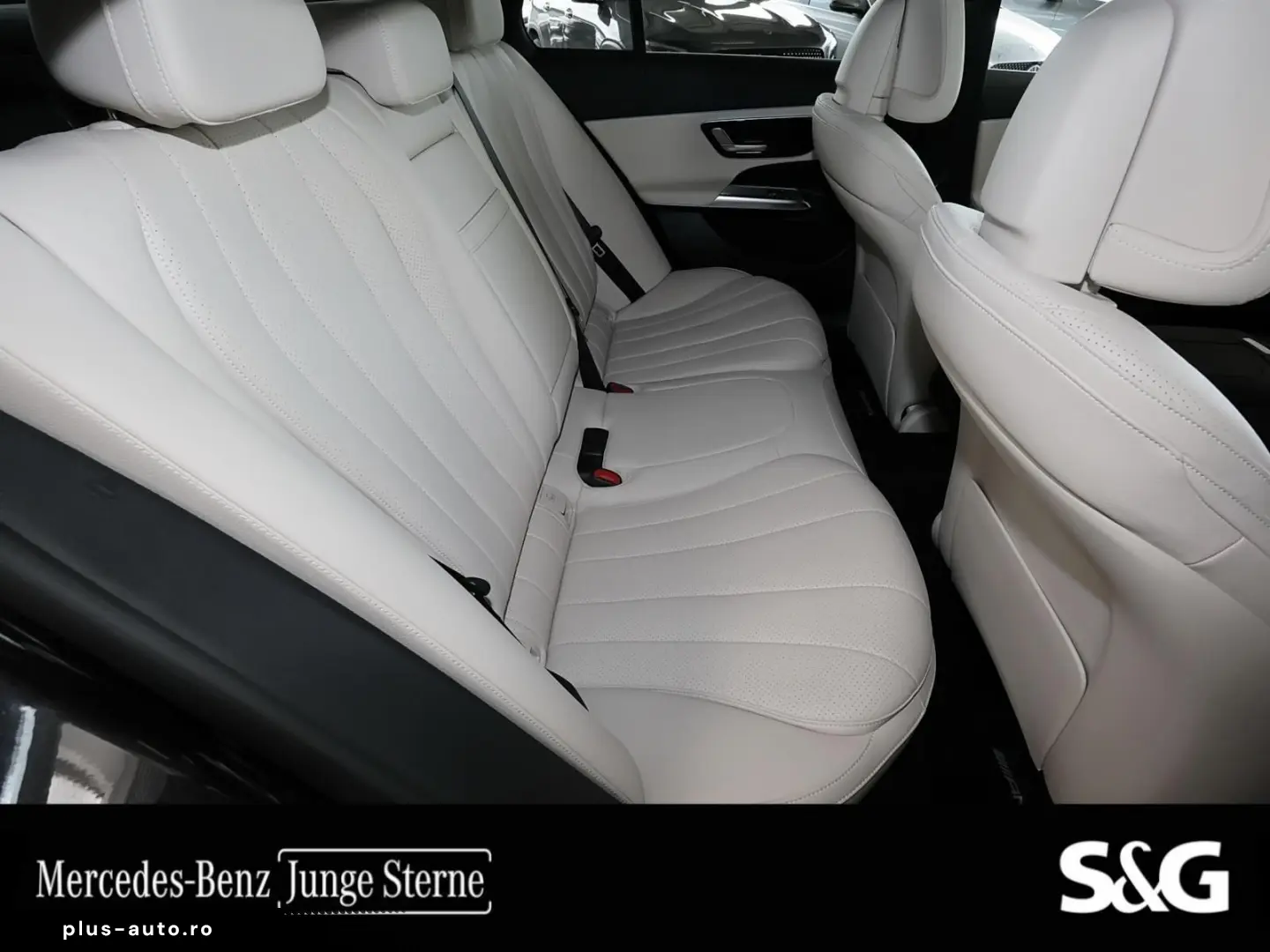 MERCEDES-BENZ E 220 d AMG LEDER BEIGE DISTRO DIG LIG&hellip;