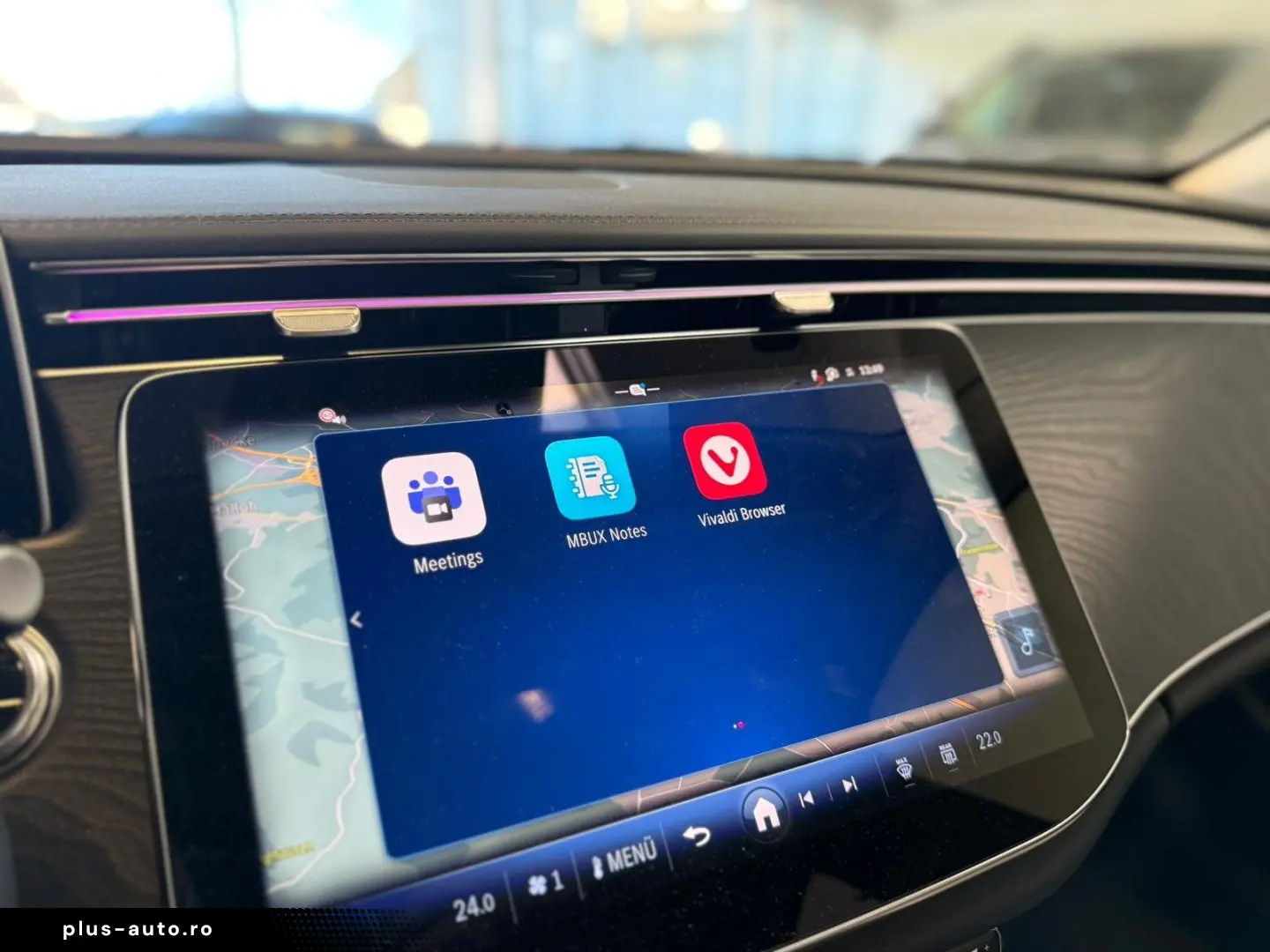 MERCEDES-BENZ E 200 DISTR PANO MEMORY 360  KEYLESS