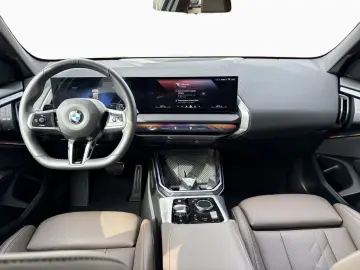 BMW X3 20 xDrive M-SPORT AHK KomfZu SHZG DrAs IcGlow