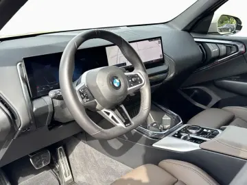 BMW X3 20 xDrive M-SPORT AHK KomfZu SHZG DrAs IcGlow