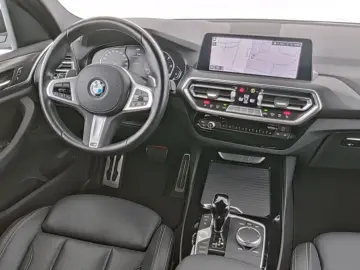 BMW X3 M-Sport CarPlay Navigation LED Kamera SHZ