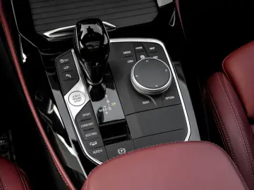 BMW X4 xDrive20d M SPORT PANO DA 360  HiFi