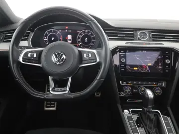 VW Arteon 2.0 TDI DSG R-Line 4M LED Navi Panorama