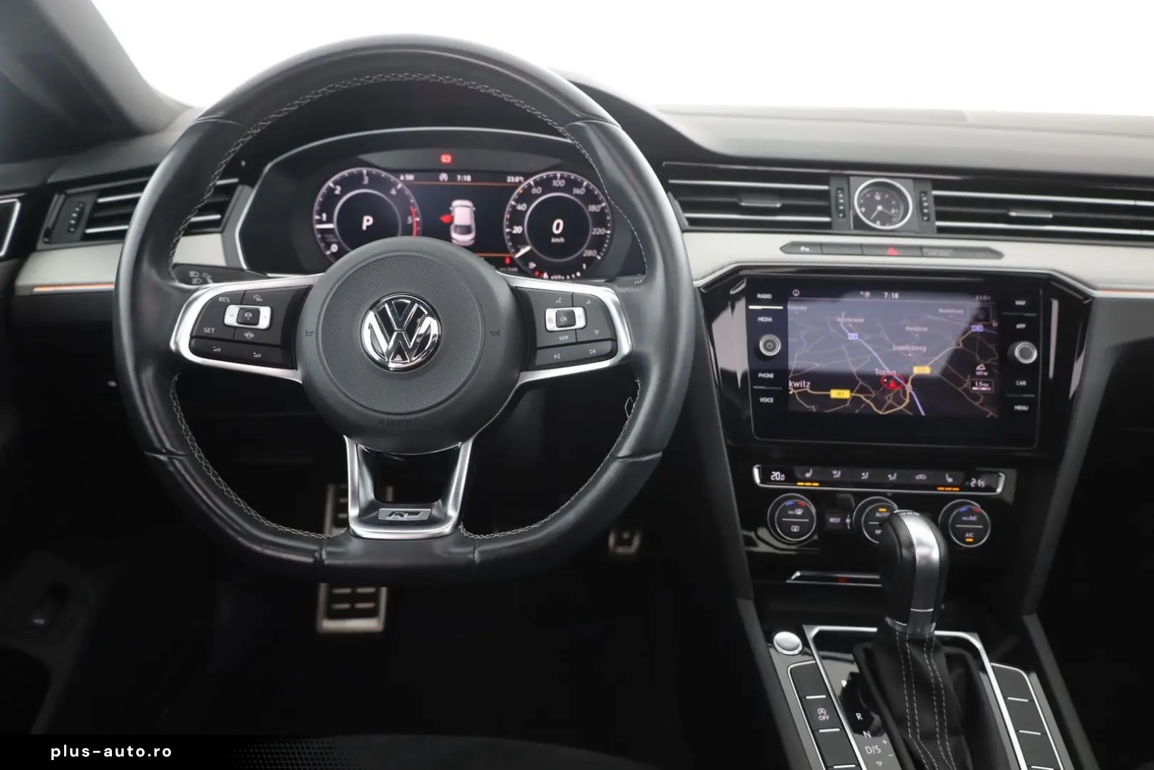 VW Arteon 2.0 TDI DSG R-Line 4M LED Navi Panorama