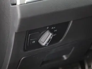 VW Arteon 2.0 TDI DSG R-Line 4M LED Navi Panorama