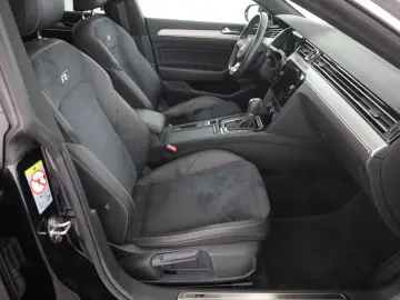 VW Arteon 2.0 TDI DSG R-Line 4M LED Navi Panorama
