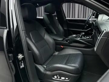 Porsche Cayenne Coupe  Pano Air Susp