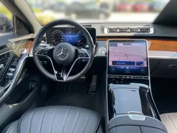 MERCEDES-BENZ S 450 4M AMG PANO HEAD-UP BURMESTER