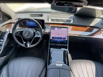 MERCEDES-BENZ S 450 4M AMG PANO HEAD-UP BURMESTER