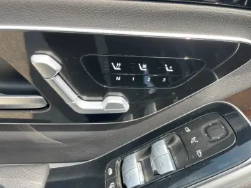 MERCEDES-BENZ S 450 4M AMG PANO HEAD-UP BURMESTER
