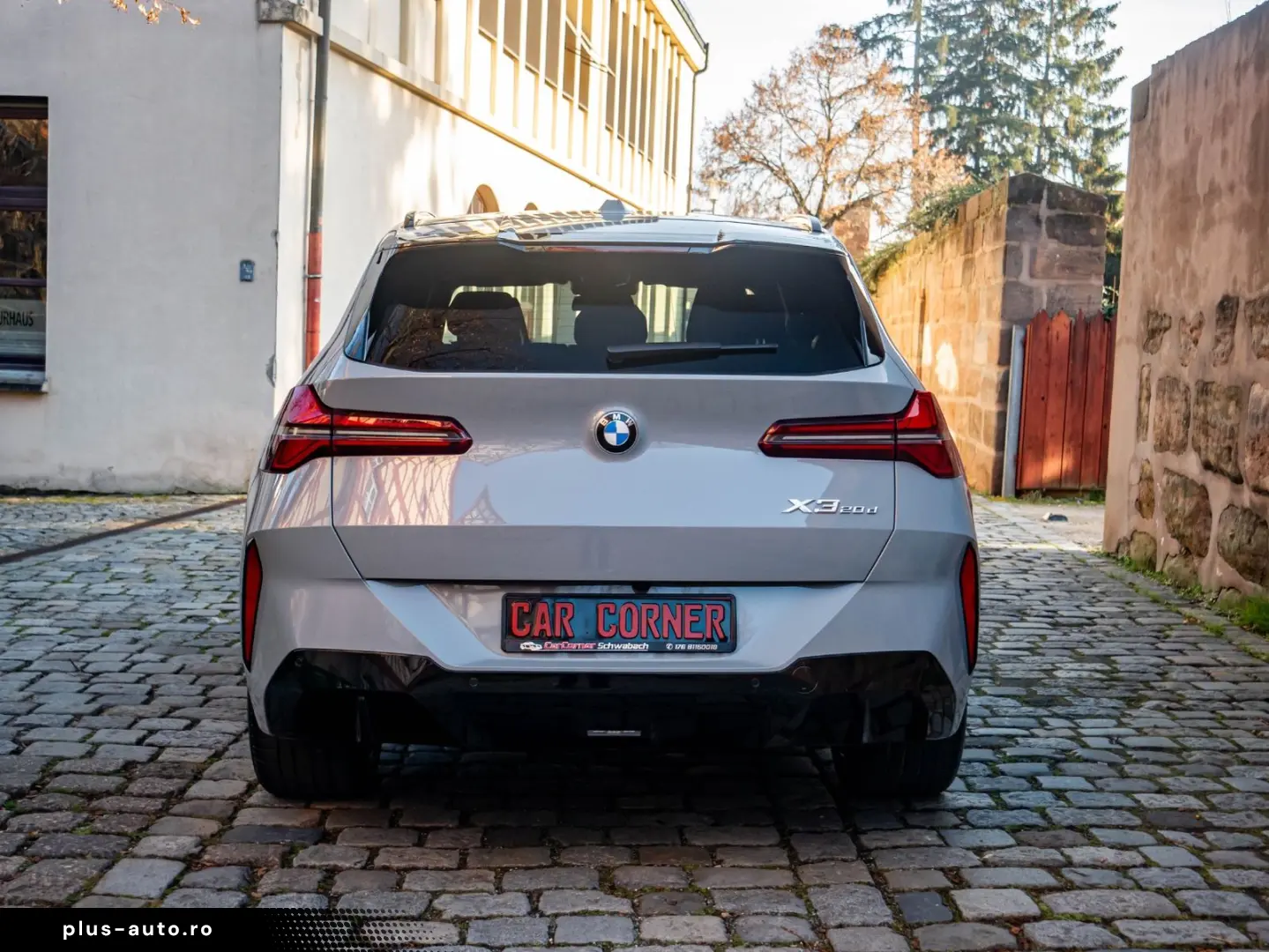 BMW X3 20dxDrive MSportPRO PANO GLOW AHK 360 H&K 1.H