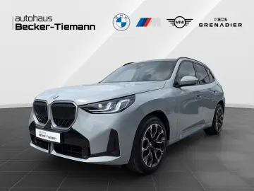 BMW X3 20 xDrive M Sport AHK HUD Pano DrivAss  ParkA