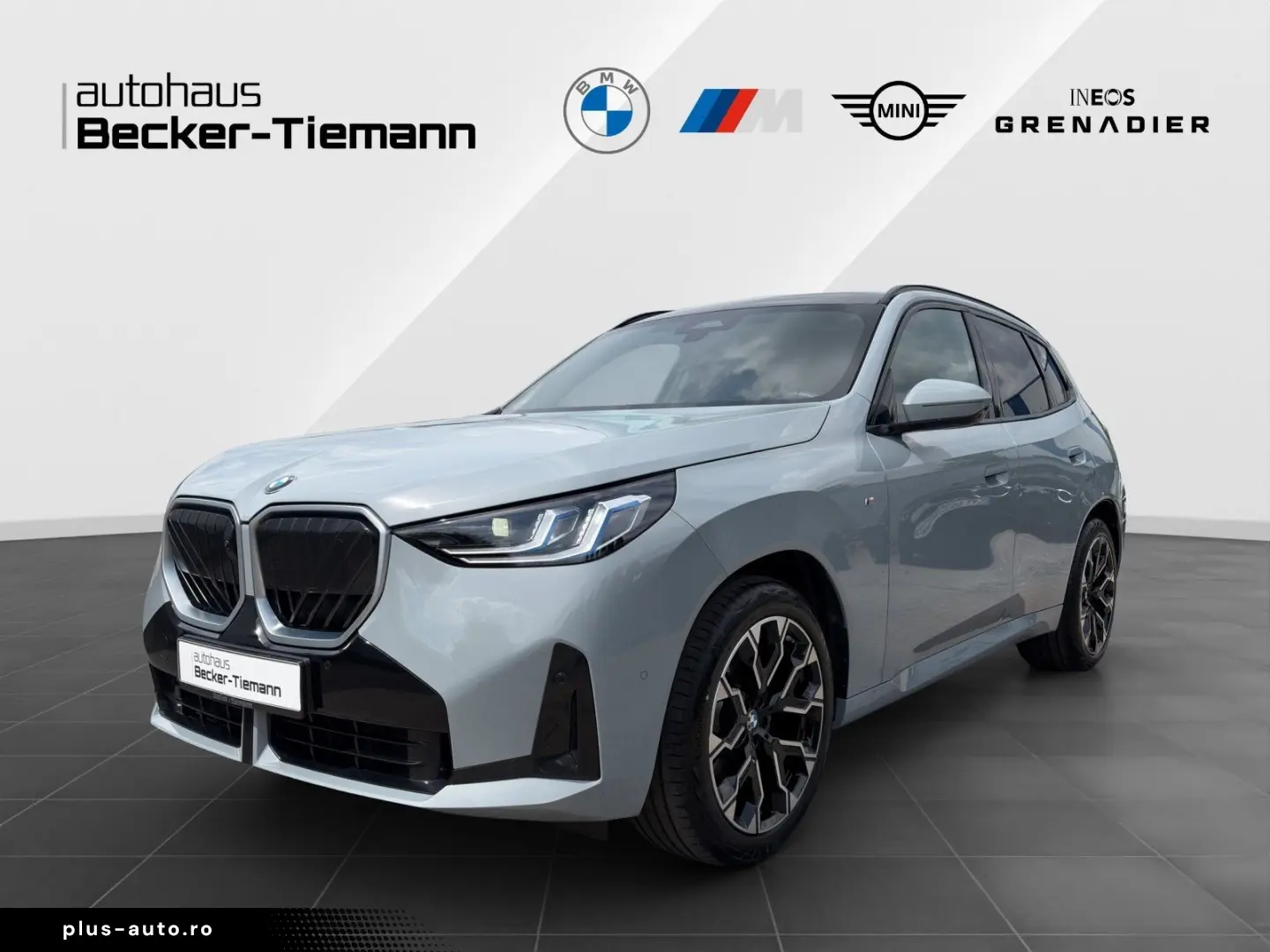 BMW X3 20 xDrive M Sport AHK HUD Pano DrivAss  ParkA