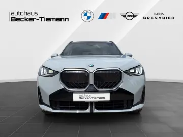 BMW X3 20 xDrive M Sport AHK HUD Pano DrivAss  ParkA