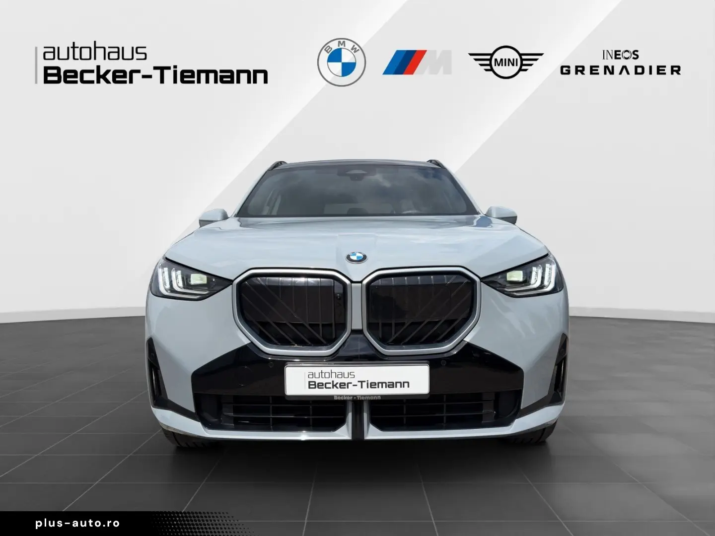 BMW X3 20 xDrive M Sport AHK HUD Pano DrivAss  ParkA