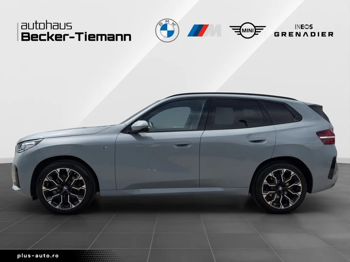 BMW X3 20 xDrive M Sport AHK HUD Pano DrivAss  ParkA