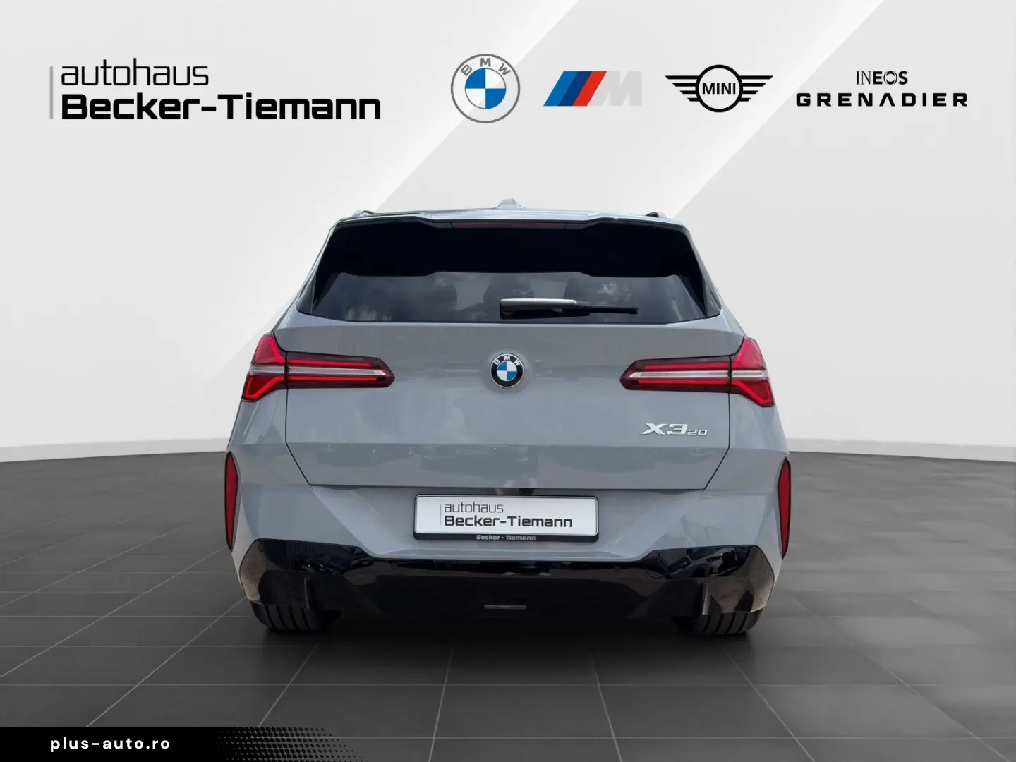 BMW X3 20 xDrive M Sport AHK HUD Pano DrivAss  ParkA