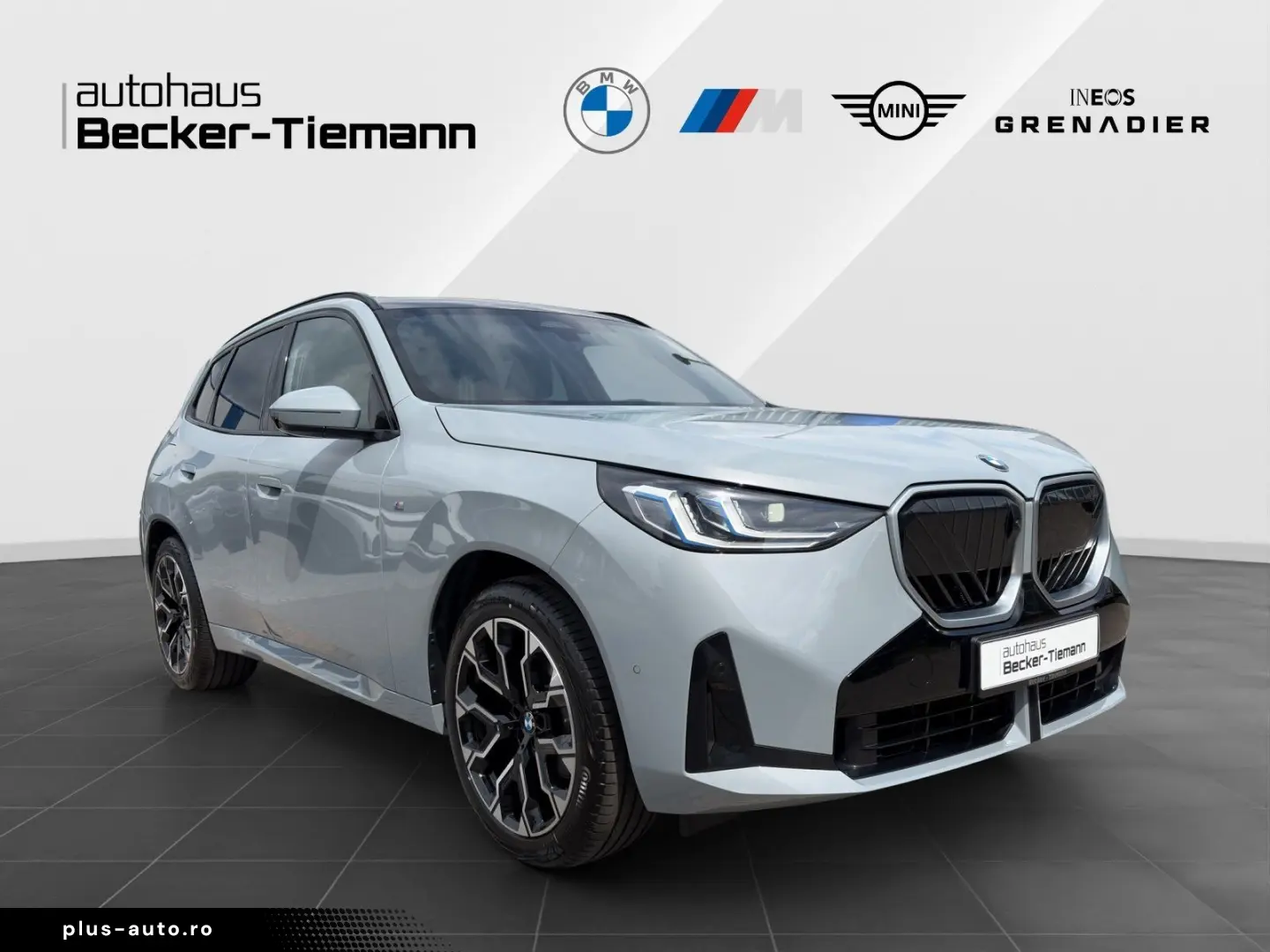 BMW X3 20 xDrive M Sport AHK HUD Pano DrivAss  ParkA