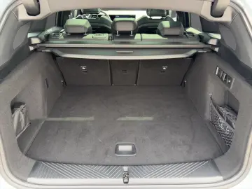 BMW X3 20 xDrive M Sport AHK HUD Pano DrivAss  ParkA