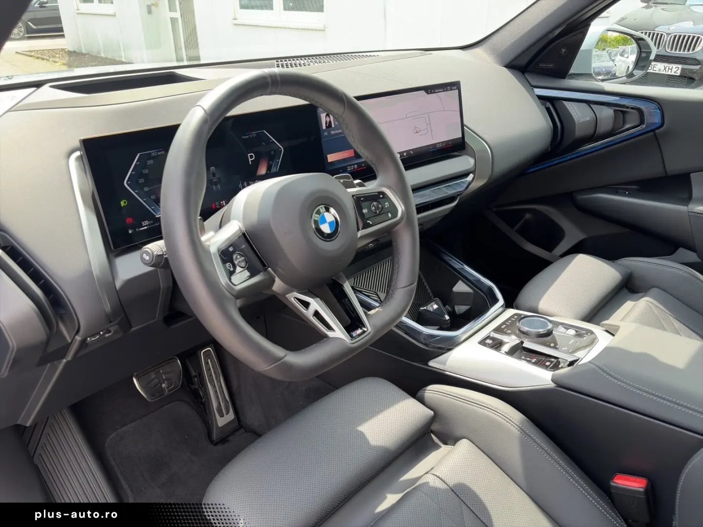 BMW X3 20 xDrive M Sport AHK HUD Pano DrivAss  ParkA