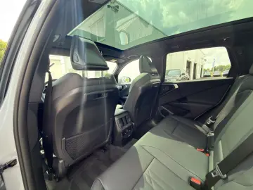 BMW X3 20 xDrive M Sport AHK HUD Pano DrivAss  ParkA