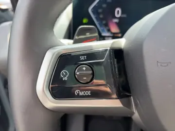 BMW X3 20 xDrive M Sport AHK HUD Pano DrivAss  ParkA