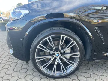 BMW X3 xDrive 30i M Sportpaket AHK Navi Laserlicht