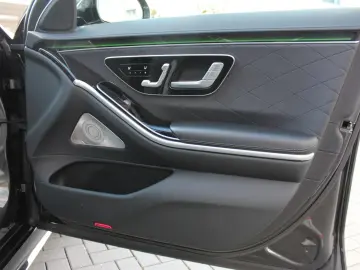 MERCEDES-BENZ S 400 d 4-M L AMG Pano Burm. 3D Digital L. HuD