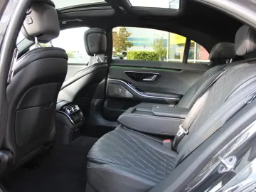 MERCEDES-BENZ S 400 d 4-M L AMG Pano Burm. 3D Digital L. HuD