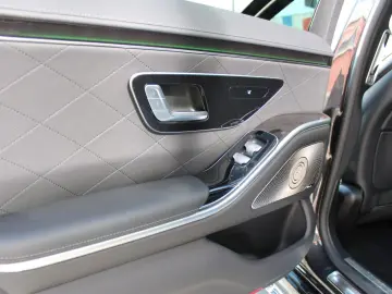 MERCEDES-BENZ S 400 d 4-M L AMG Pano Burm. 3D Digital L. HuD