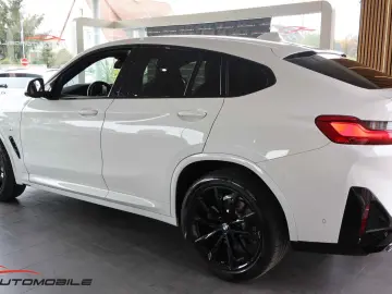 BMW X4 xDrive 30 d M Sport M Sitze  Kamera  AHK  Top
