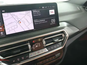 BMW X4 xDrive 30 d M Sport M Sitze  Kamera  AHK  Top